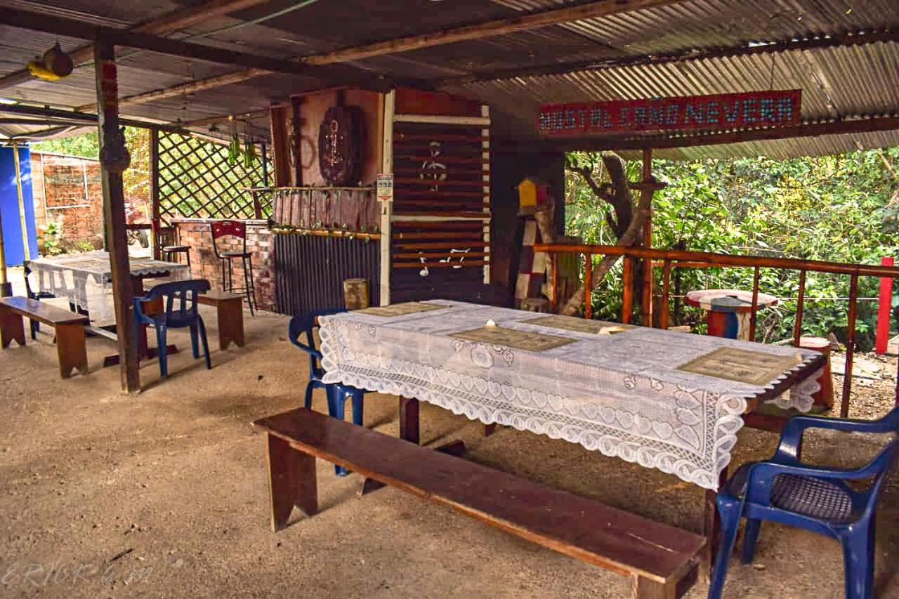 Hostal Cano Nevera La Macarena Kültér fotó