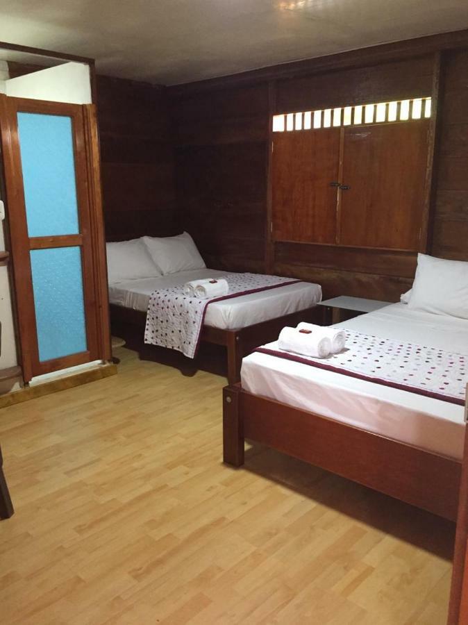 Hostal Cano Nevera La Macarena Kültér fotó